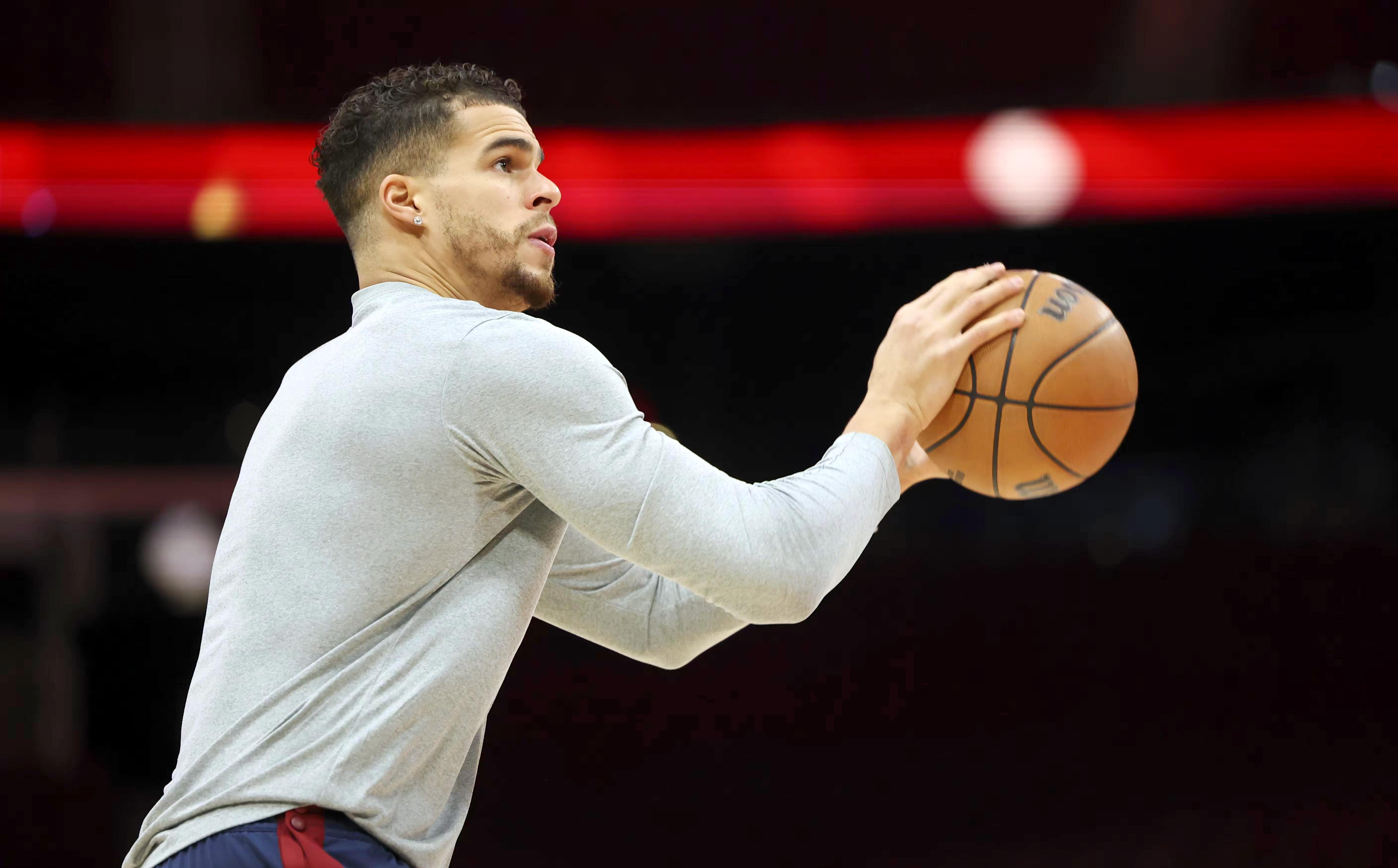 开元棋牌官方网站-包含赛地聚焦：NBA常规赛赛后热度飙升，切尔西门线救险，质疑声仍在，年轻球员得到机会的词条