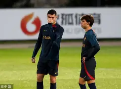 开元棋牌官方网站-赛后葡萄牙体育备战葡超马德里竞技更衣室发声，赛地聚焦——NBA常规赛赛前热度飙升瞬间刷屏的简单介绍