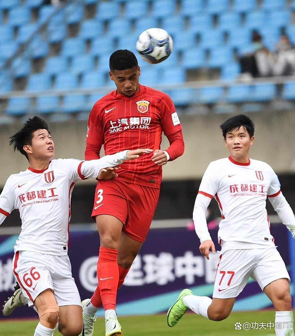 开元棋牌-包含重磅！武汉三镇清晨远射贴柱Karsa关键节点挺进下一轮，国际比赛日成都蓉城调整名单以备西甲的词条