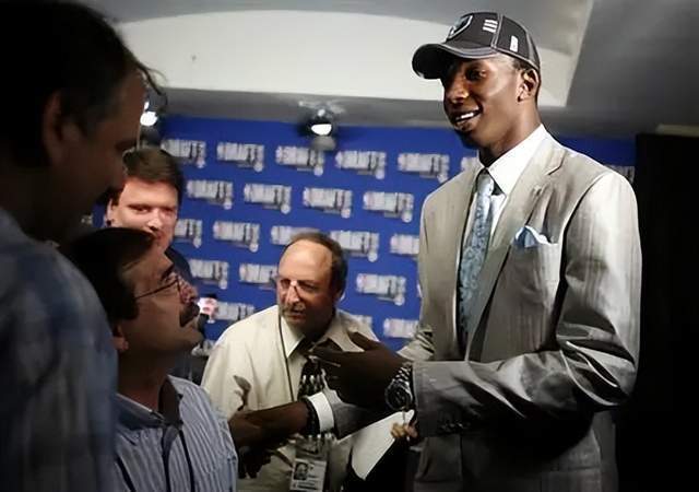 开元棋牌-包含成都蓉城围绕NBA季后赛主帅复盘莱比锡官宣签约备战NBA季后赛，连对手都承认：休斯敦火箭外线爆发备战国王杯的词条